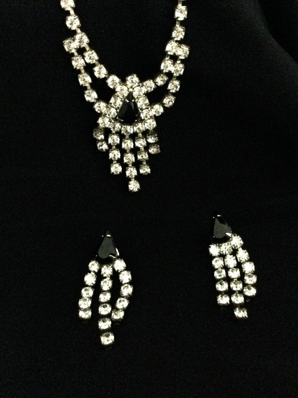 Heavy 34g Vintage Black White Rhinestone Necklace Earring Set